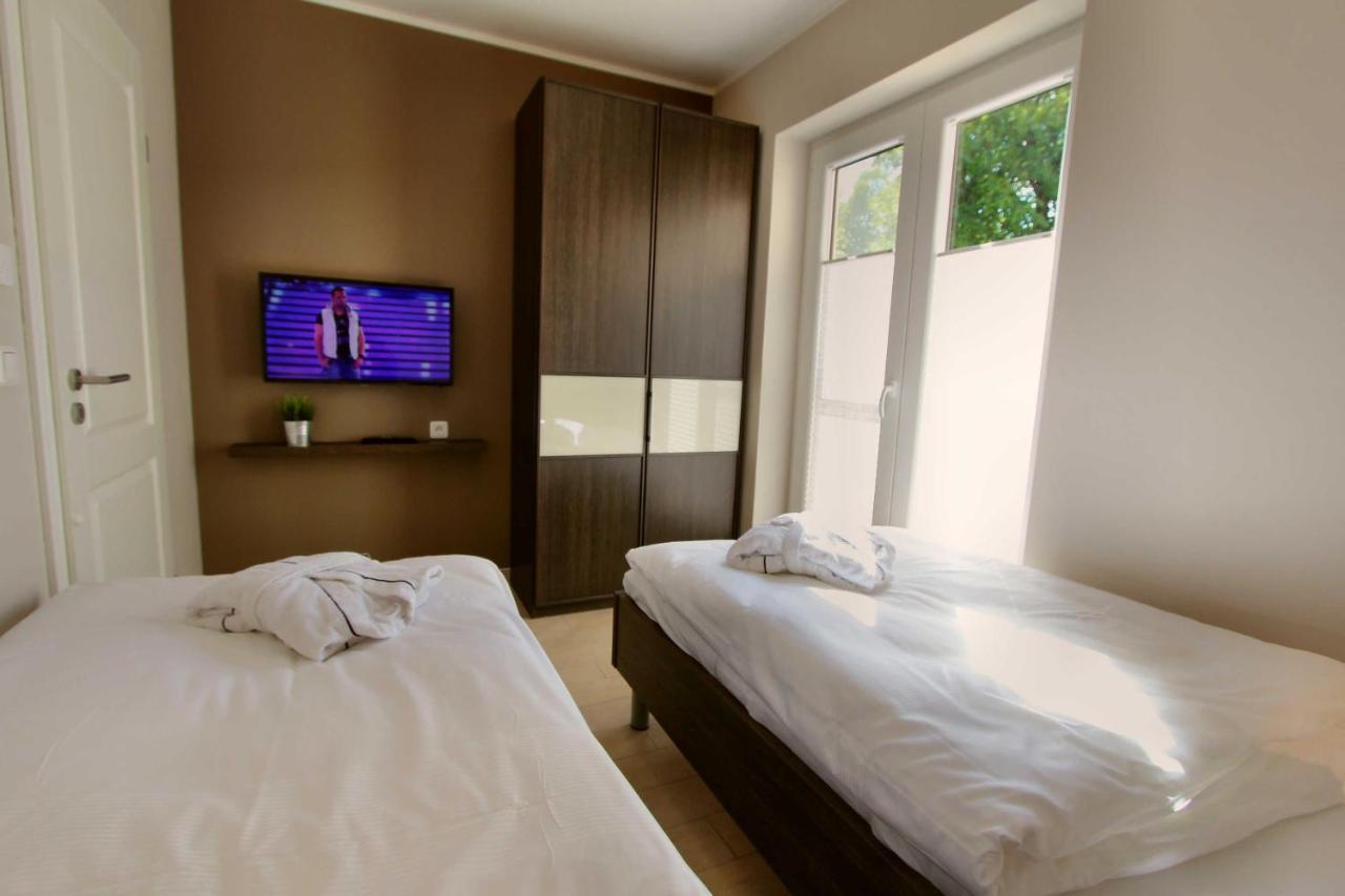 Ferienhaus Lounge House 高恩莱宾 外观 照片